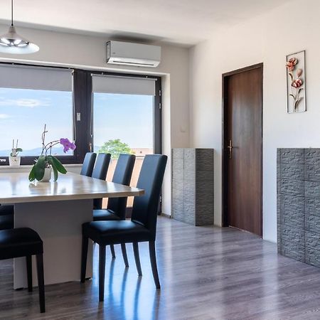 Dakota Apartment 6+2 Kastav Dış mekan fotoğraf